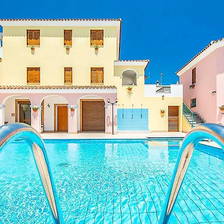 Trilo Apartment